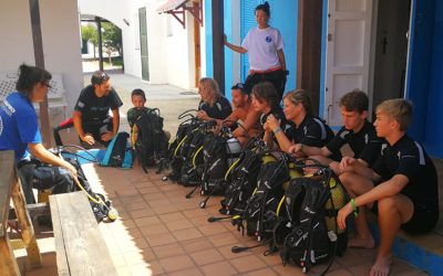 Equipo Esencial para Bucear en Menorca: Guía Completa